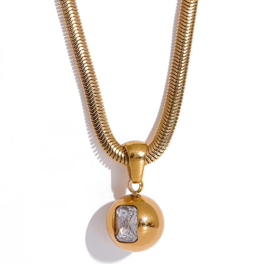 18K Yellow Gold Plated Necklace for Women - Unique Metal Blend 18K Yellow Gold Plated Necklace for Women - Unique Metal Blend